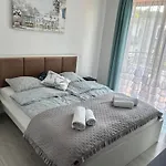 Проживание в семье Marinka
